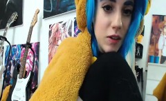 Great Pussy on Blue Haired Teen on Webcam