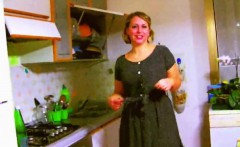Retro Italian Housewife Kitchen Blowjob